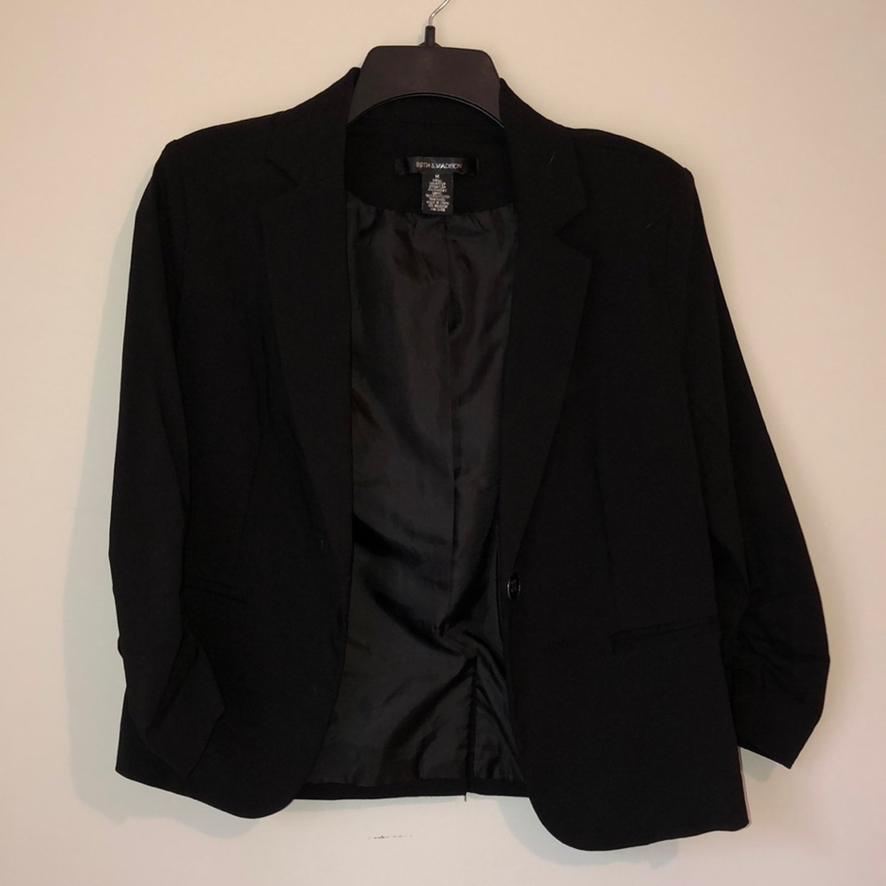 89th & Madison Black Blazer